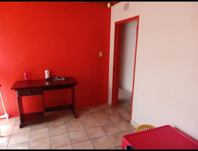 3 BEDROOM HOUSE FOR SALE IN STRUBENVALE